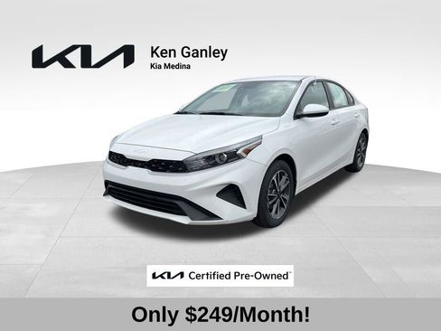 Certified 2023 Kia Forte LXS image 1