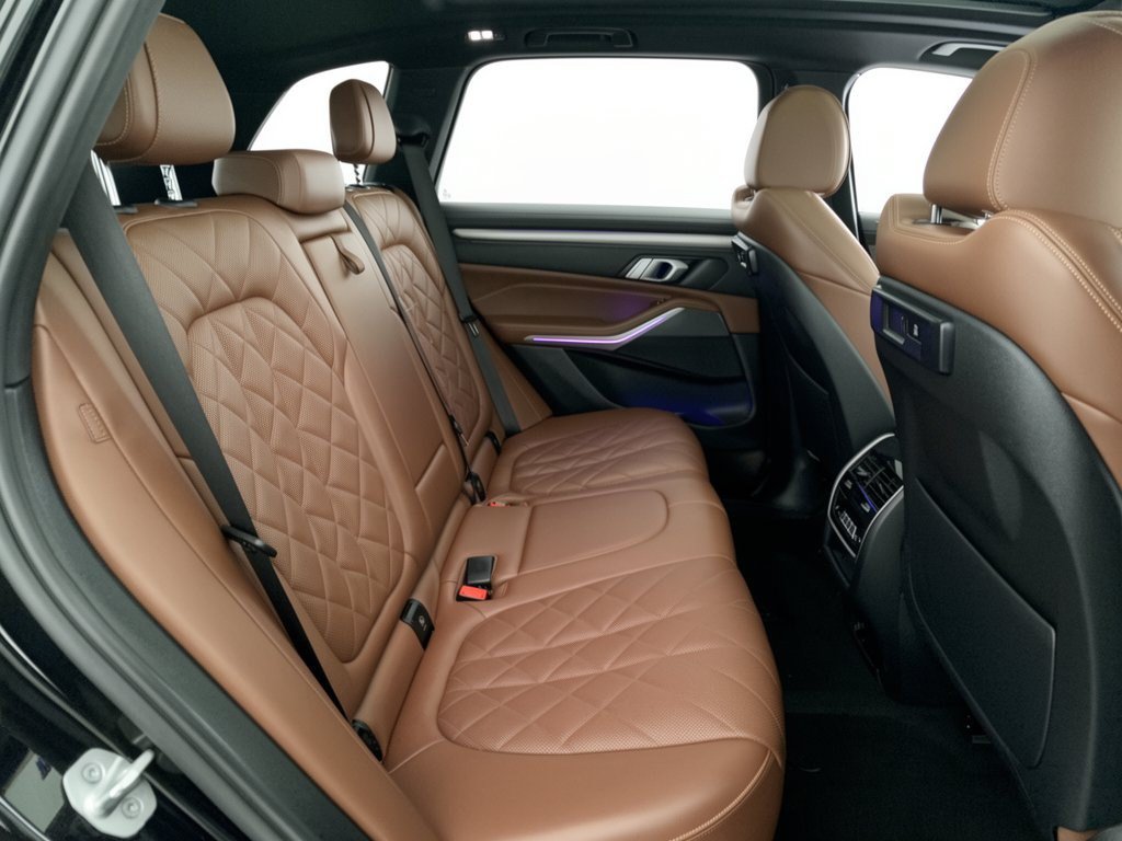 Used 2023 BMW X5 sDrive40i w/ Climate Comfort Package RWD image 29