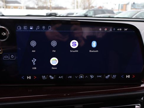 New 2026 Chevrolet Traverse RS image 25