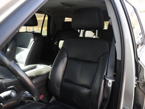 Used 2016 Chevrolet Tahoe LT image 17