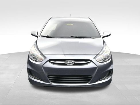 Used 2015 Hyundai Accent GLS FWD image 8
