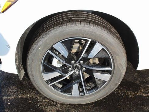 New 2026 Volvo XC60 B5 Plus w/ Protection Package Premier image 10