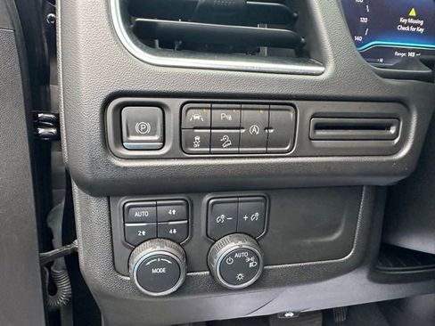 Used 2024 Chevrolet Tahoe Premier image 22