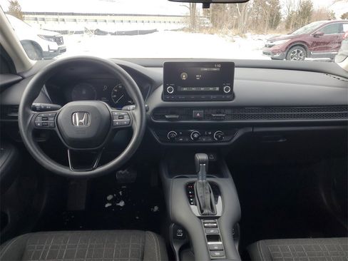 Certified 2023 Honda HR-V LX image 12