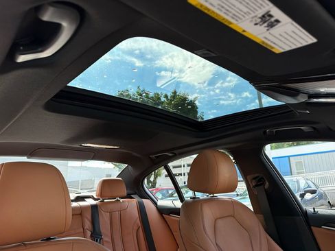 Used 2019 BMW 540i xDrive w/ Convenience Package AWD/4WD image 11