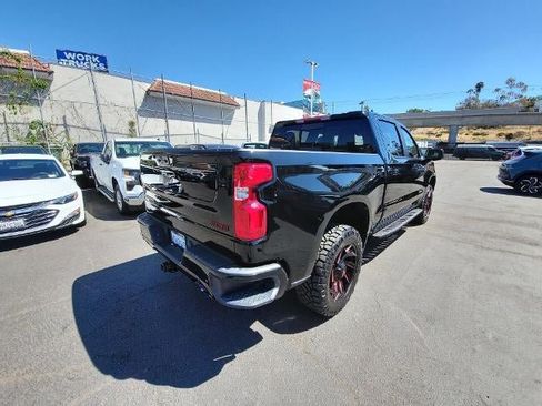 Used 2023 Chevrolet Silverado 1500 LT Trail Boss w/ LT Trail Boss Premium Package AWD/4WD image 8