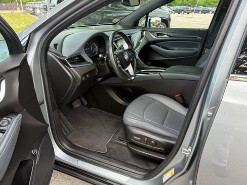 Used 2023 Buick Enclave Essence w/ Experience Buick Package FWD image 13