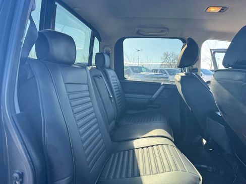 Used 2009 Nissan Titan SE w/ SE Drivers Convenience Pkg image 14