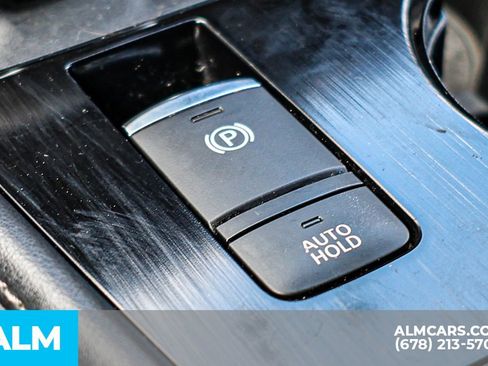 Used 2022 Nissan Rogue Platinum w/ Head-Up Display Package image 41