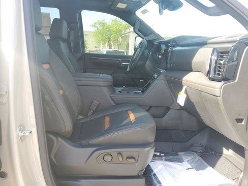 New 2026 GMC Sierra 2500 AT4 image 10