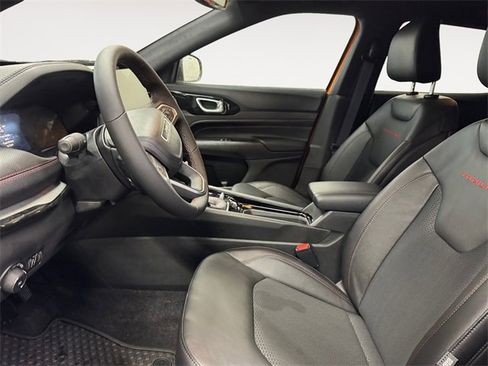 New 2026 Jeep Compass Trailhawk image 7