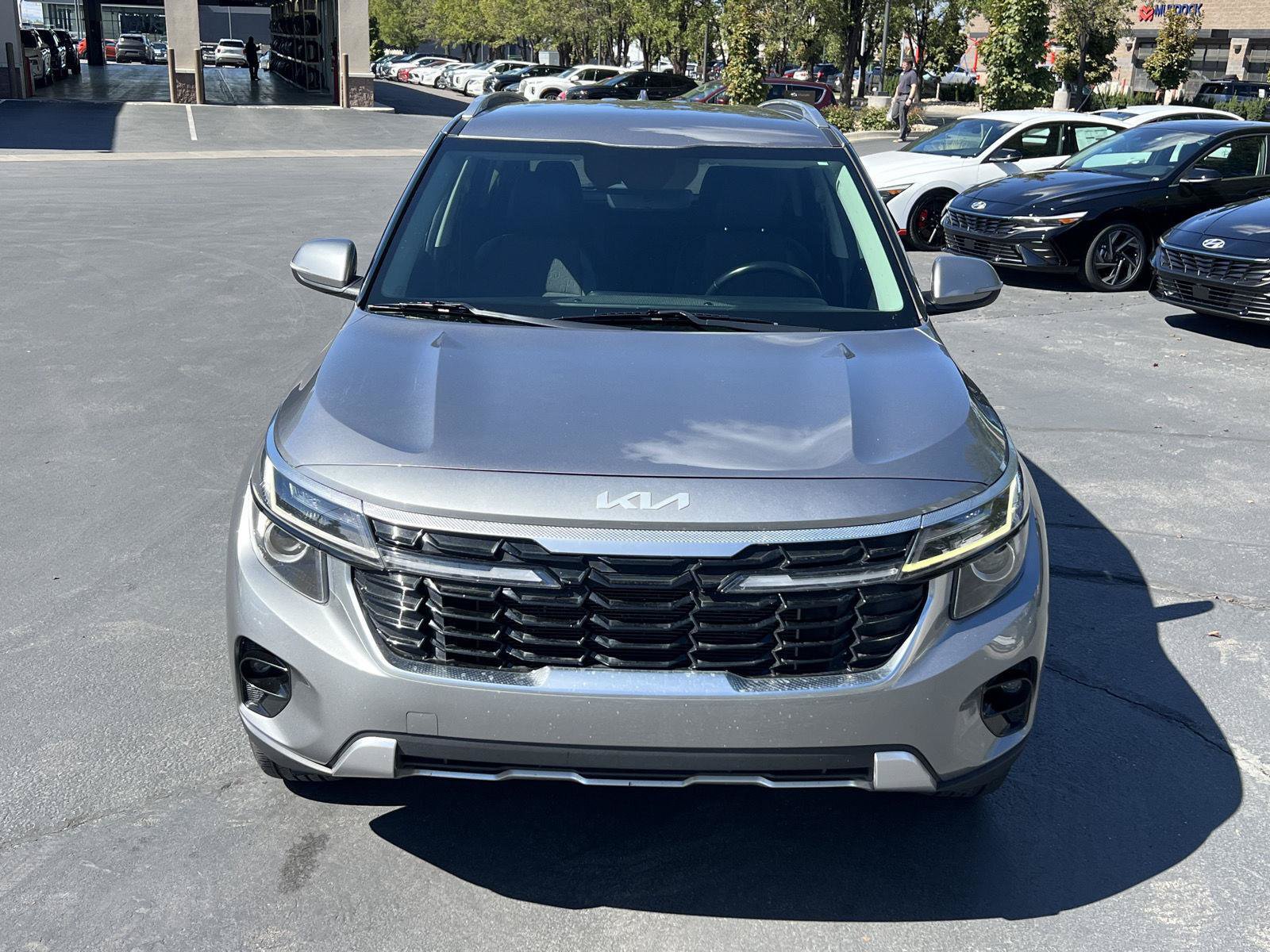 Used 2024 Kia Seltos S AWD/4WD image 11