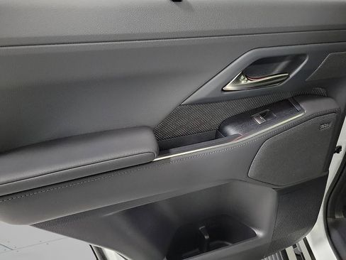 Used 2025 Lexus GX 550 w/ Accessory Package (2T) image 9