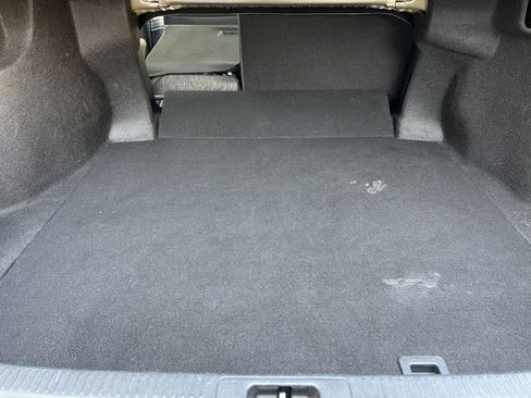 Used 2022 Toyota Camry LE FWD image 17