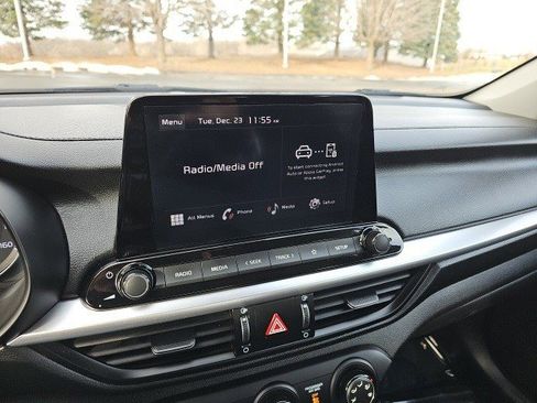 Used 2023 Kia Forte LXS image 23