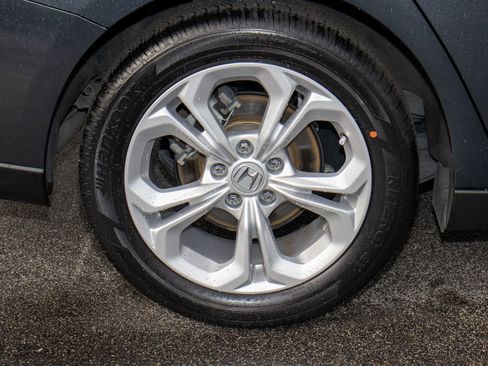 Certified 2024 Honda Accord LX image 35