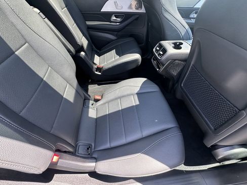 Certified 2025 Mercedes-Benz GLS 450 4MATIC image 18