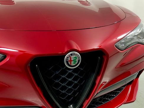 Used 2024 Alfa Romeo Stelvio Quadrifoglio w/ Active Assist Plus Package AWD/4WD image 8