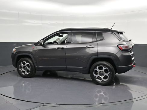 Used 2022 Jeep Compass Trailhawk w/ Trailhawk Elite Group AWD/4WD image 8