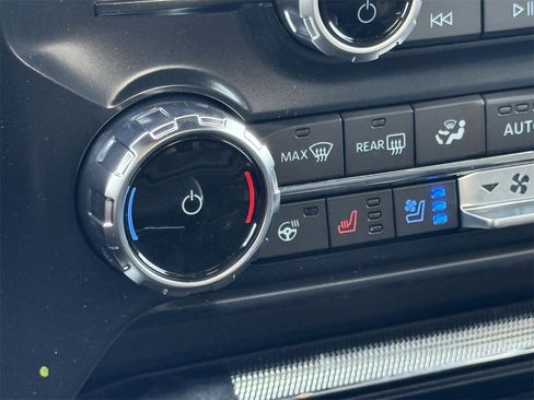 New 2025 Ford F150 Lariat w/ Equipment Group 502A High image 40