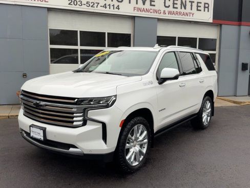 Used 2021 Chevrolet Tahoe High Country w/ Premium Package AWD/4WD image 2