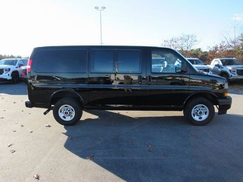 Used 2023 GMC Savana 3500 w/ Driver Convenience Package image 6