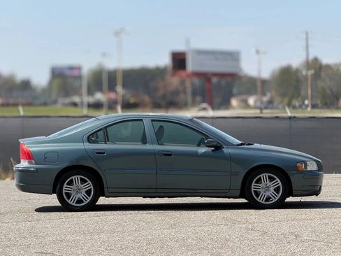 Used 2005 Volvo S60 2.5T image 7
