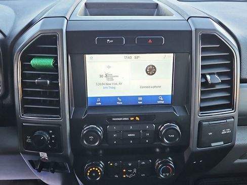 Used 2021 Ford F350 XLT w/ Camper Package image 15