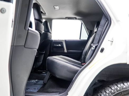 Used 2023 Toyota 4Runner SR5 Premium w/ Moonroof Package RWD image 45