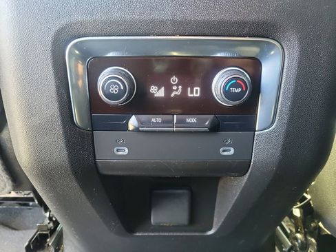 Used 2023 Chevrolet Tahoe LS image 11