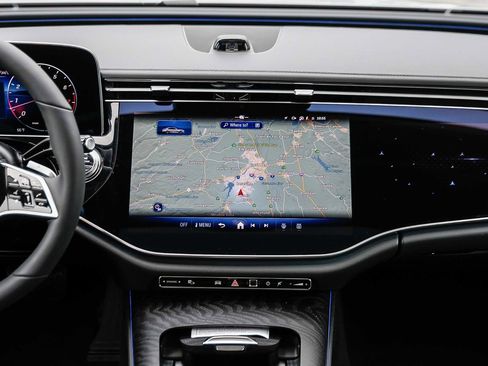 New 2026 Mercedes-Benz E 350 4MATIC Sedan image 11