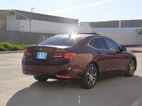 Used 2015 Acura TLX image 5
