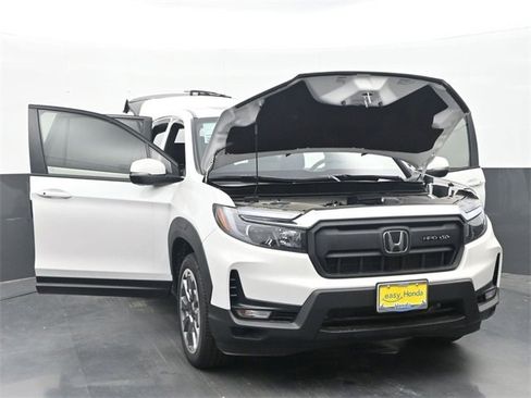 New 2025 Honda Passport EX-L image 36