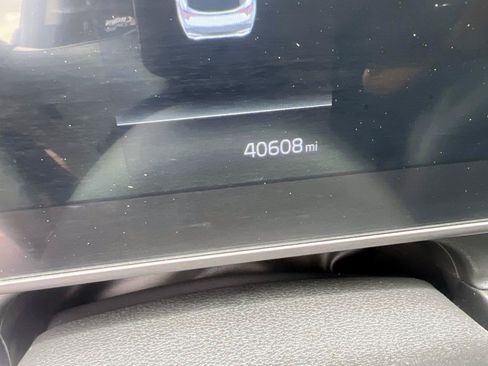 Certified 2024 Kia Sportage EX FWD image 11
