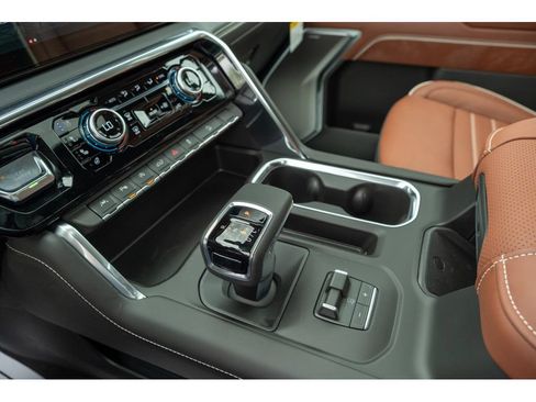 New 2026 GMC Sierra 1500 Denali Ultimate w/ LPO, Black Badging Package AWD/4WD image 25