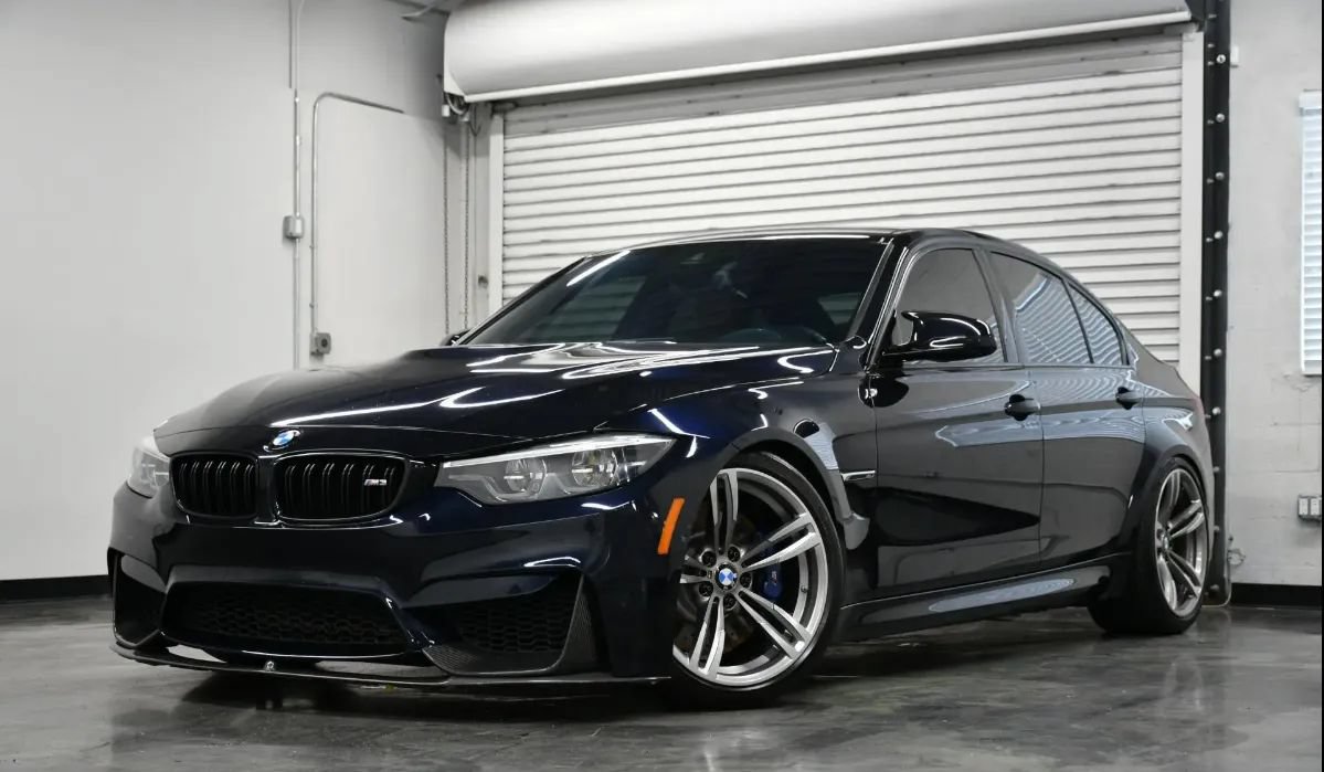 Used 2018 BMW M3 RWD image 1