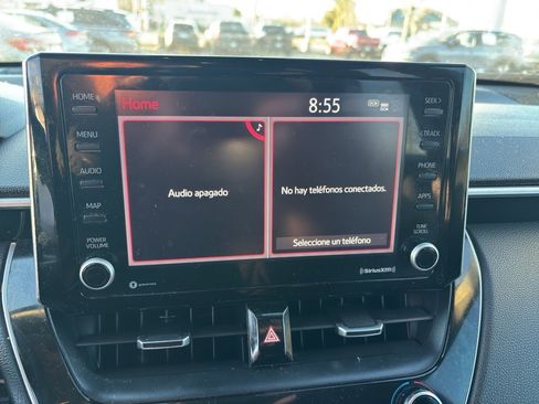 Certified 2022 Toyota Corolla Cross XLE image 12