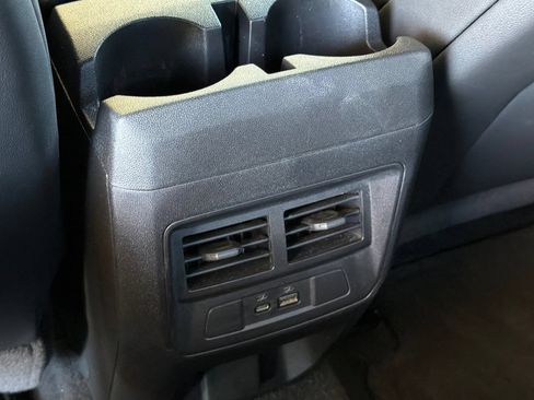 Used 2024 GMC Canyon Elevation w/ Elevation Premium Package RWD image 42