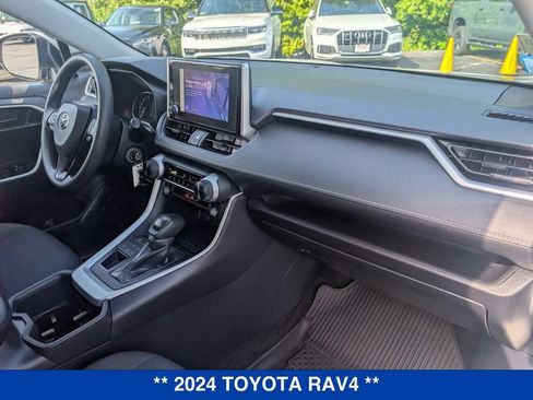 Used 2024 Toyota RAV4 LE AWD/4WD image 30