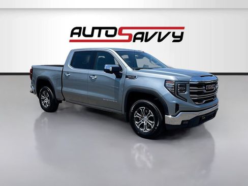 Used 2025 GMC Sierra 1500 SLT RWD image 1