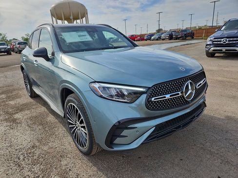New 2026 Mercedes-Benz GLC 300 image 11
