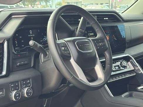 Used 2024 GMC Sierra 2500 Denali w/ Denali Reserve Package image 10