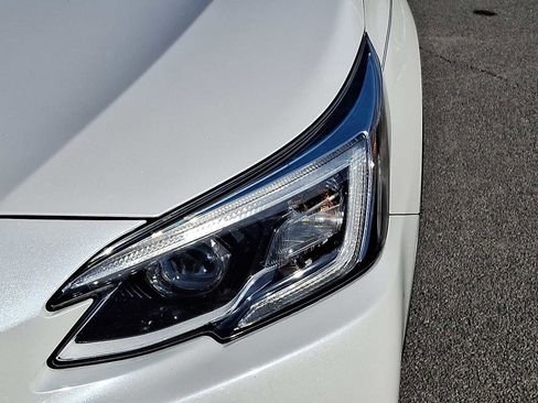 Used 2020 Subaru Outback Limited image 10