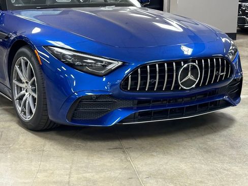 Used 2024 Mercedes-Benz SL 43 AMG image 3