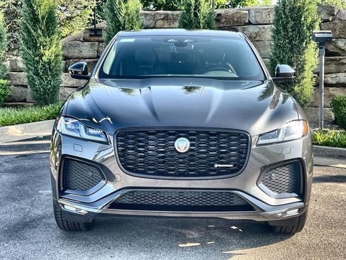 Used 2025 Jaguar F-PACE R-Dynamic S image 8