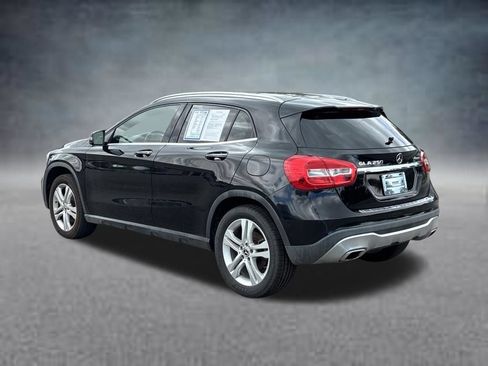Used 2019 Mercedes-Benz GLA 250 4MATIC image 3