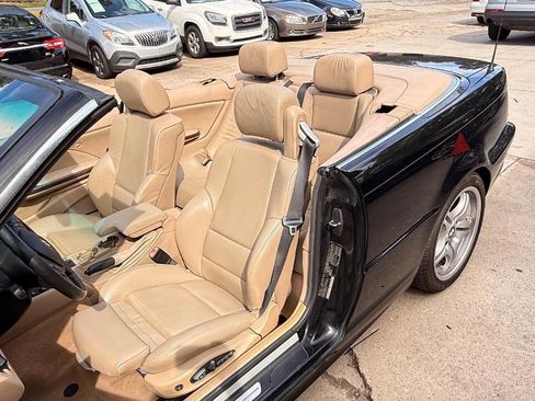 Used 2003 BMW 330Ci Convertible image 28