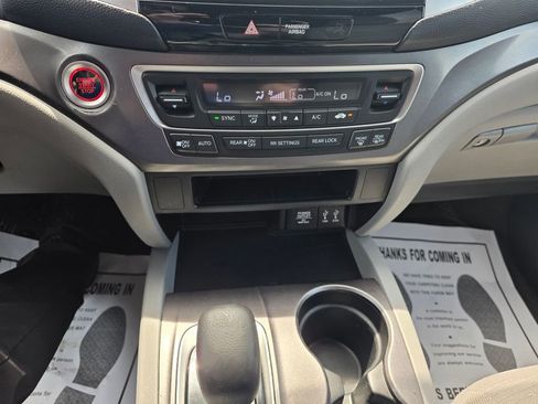 Used 2016 Honda Pilot EX image 18