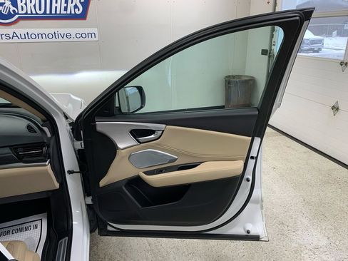 Used 2021 Acura RDX w/ Technology Package image 30