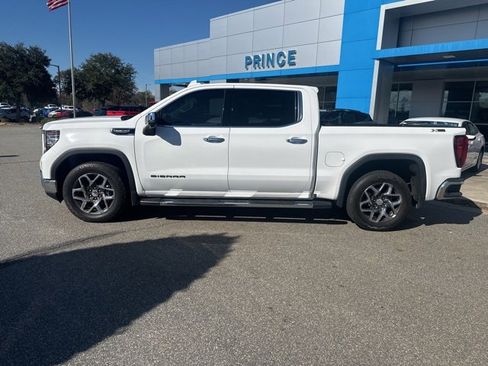 Used 2023 GMC Sierra 1500 SLT w/ SLT Premium Plus Package image 2